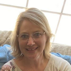 Meet your Posher, Tania